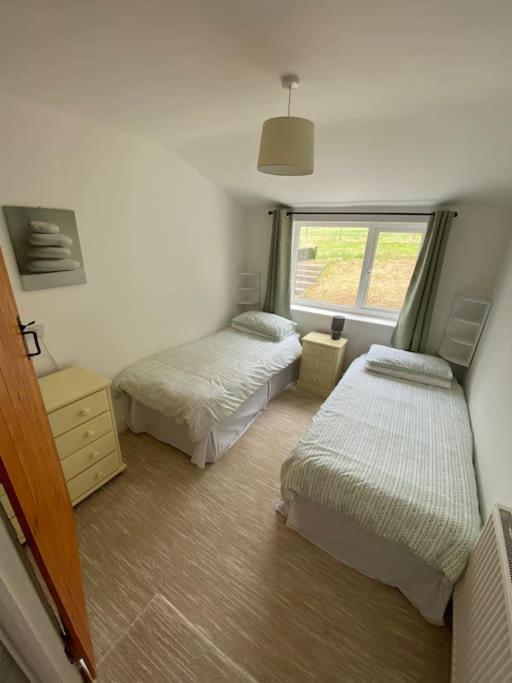 Idyllic Whitby Cottage, With Sea Views, Sleeps 6 Екстер'єр фото